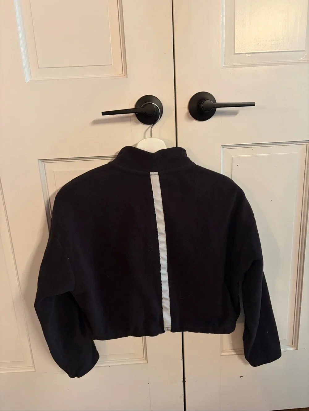 Nike Kids Black Quarter-Zip Pullover Jacket with White Trim ♻️🪩